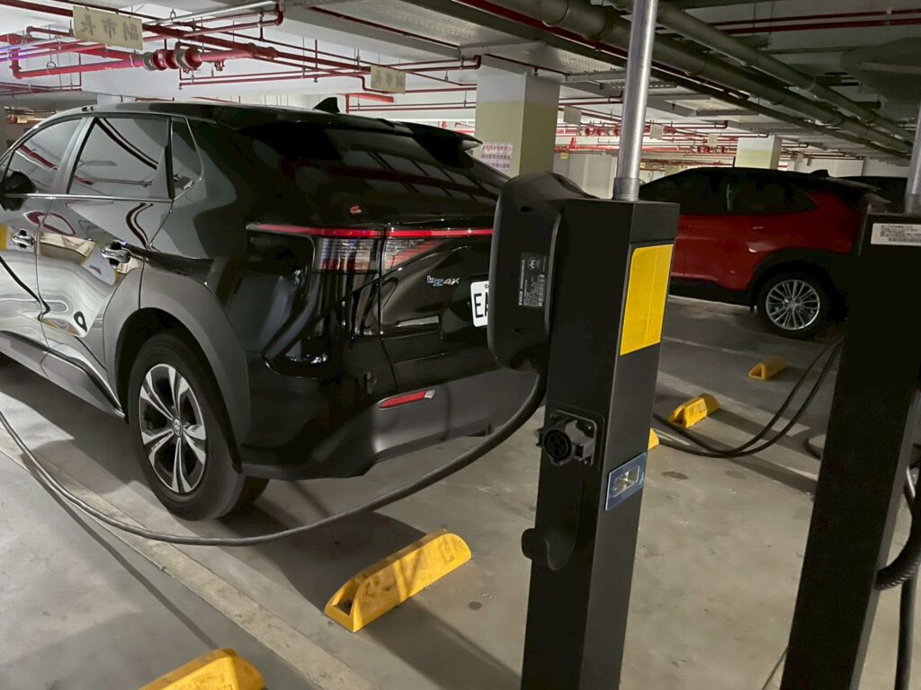 打造台中低碳之都 中市府公務車低碳運具占比六都第一 打造台中低碳之都 中市府公務車低碳運具占比六都第一