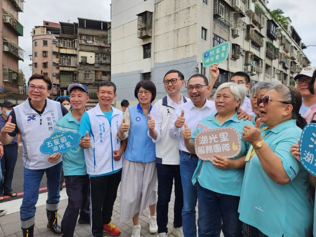 侯友宜市長視察康寧街第三期工程改善成果