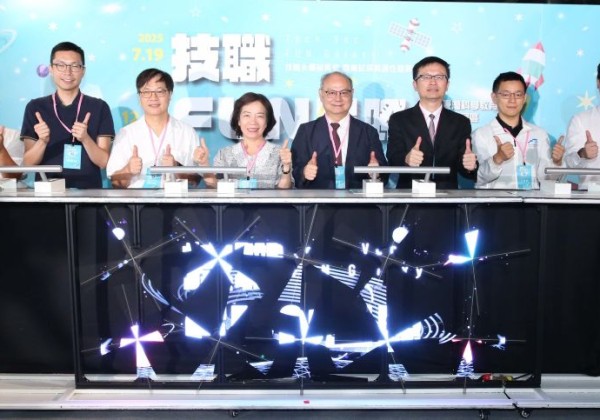 體驗技職教育創新與潛力   「技職FUN星際」AR、VR科技領航