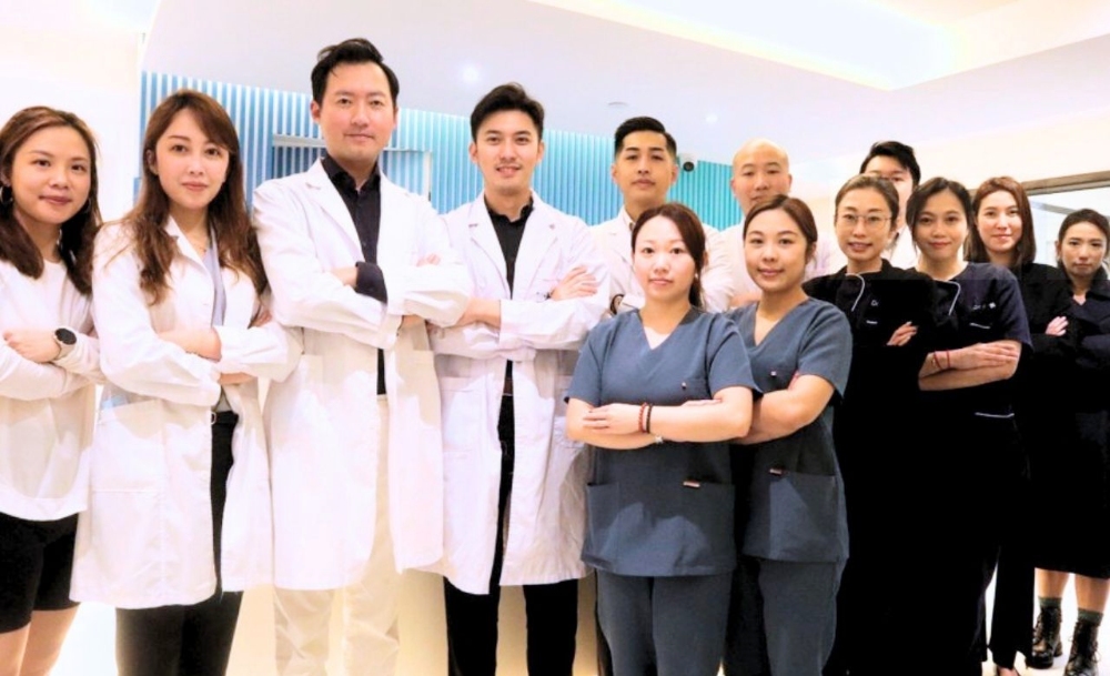 萬康集團與李奧國際結盟  開啟A I智慧中西合療新篇章