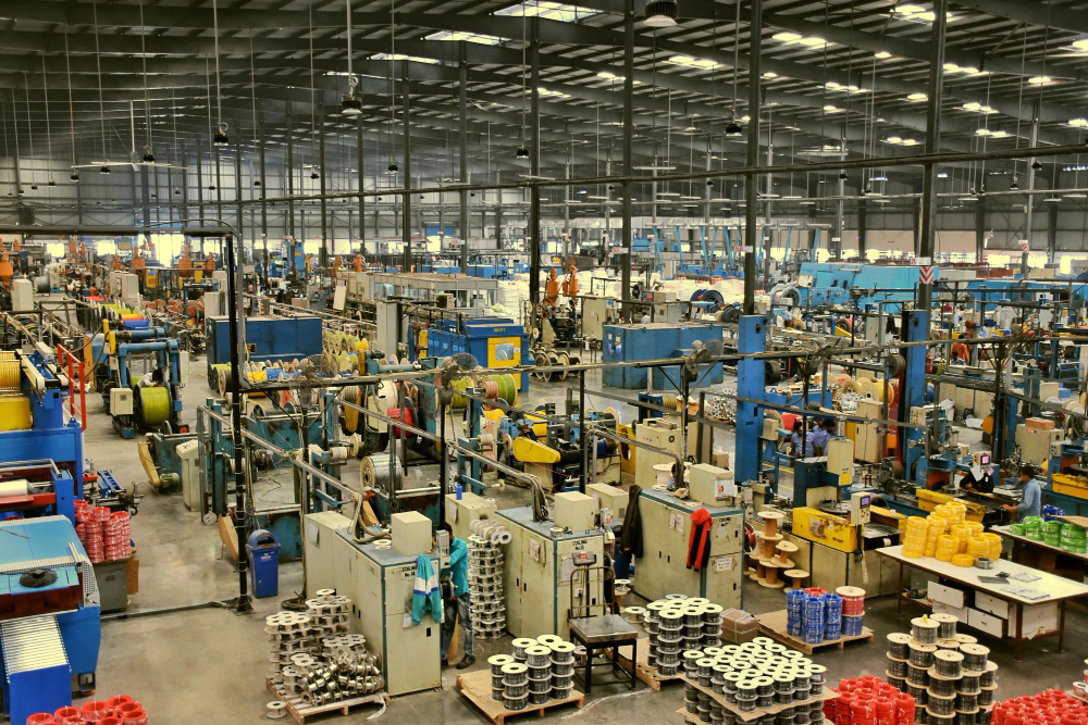 製造業碳排挑戰升高 國際大廠投入綠色能源工廠轉型 製造業碳排挑戰升高 國際大廠投入綠色能源工廠轉型