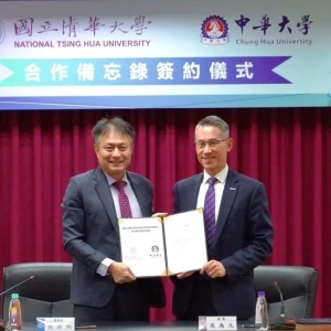 教育部核定清華、中華整併案  鄭英耀讚華大：成功不必在我