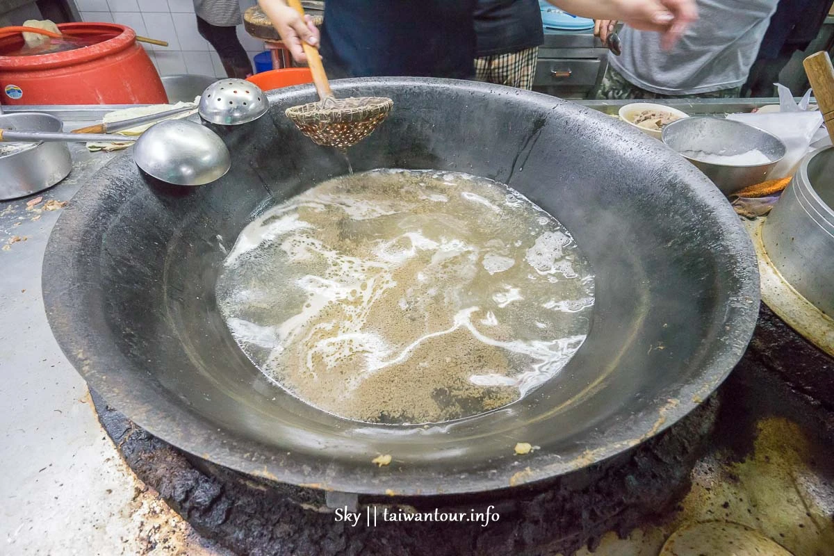 【王家祖傳本產牛雜(肉)湯】嘉義東市場早餐營業時間.公休.地址.交通 【王家祖傳本產牛雜(肉)湯】嘉義東市場早餐營業時間.公休.地址.交通
