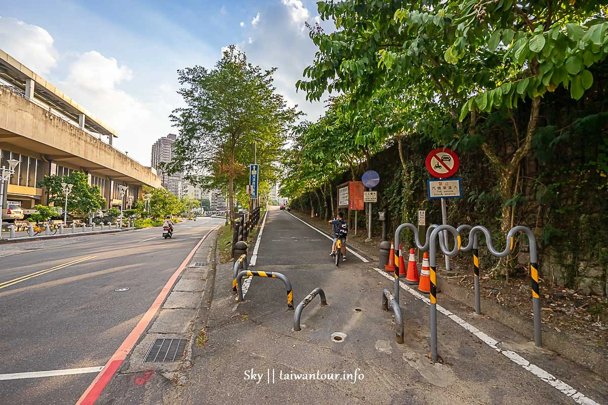 【五堵台鐵舊隧道】新北市景點親子自行車道