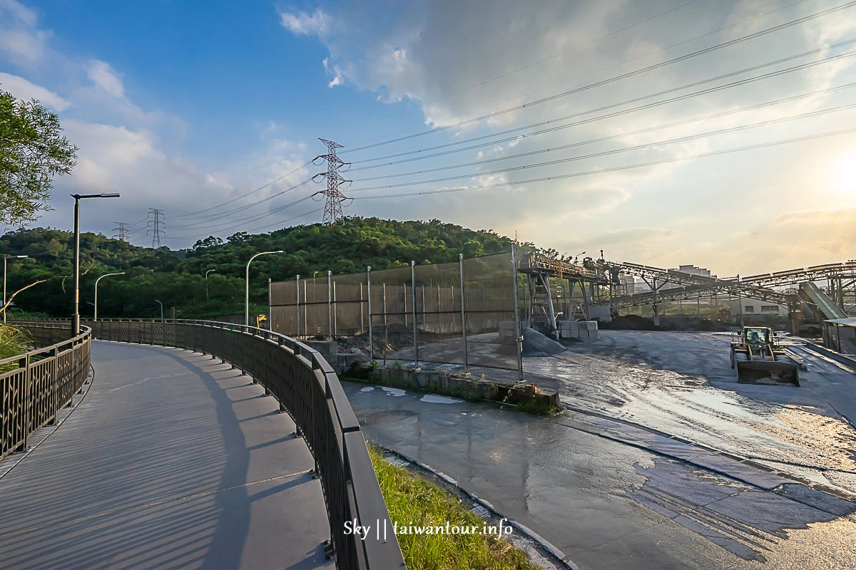 【五堵台鐵舊隧道】新北市景點親子自行車道