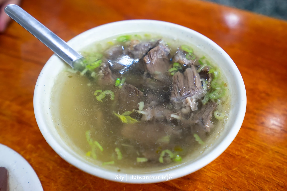 【曾家公園乾麵】新竹美食推薦體育街小吃.附近景點動物園 【曾家公園乾麵】新竹美食推薦體育街小吃.附近景點動物園