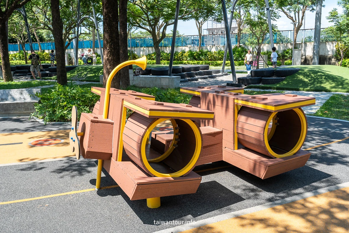 【龍潭運動公園兒童遊戲場】軍事主題特色公園! 【龍潭運動公園兒童遊戲場】軍事主題特色公園!