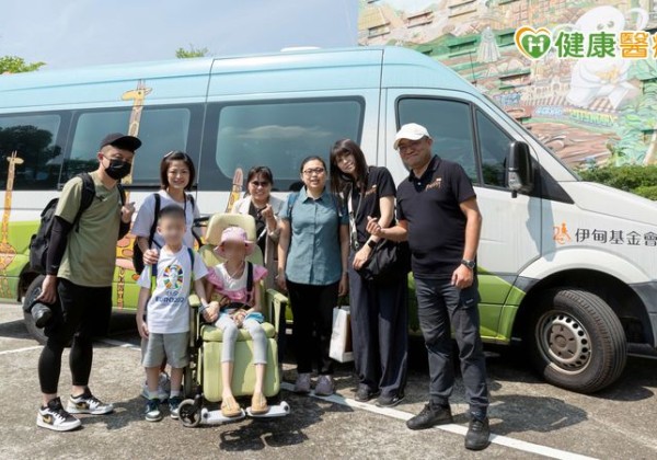 11歲童罹癌失明仍勇敢求學　「圓夢憩旅」陪伴走完生命旅程