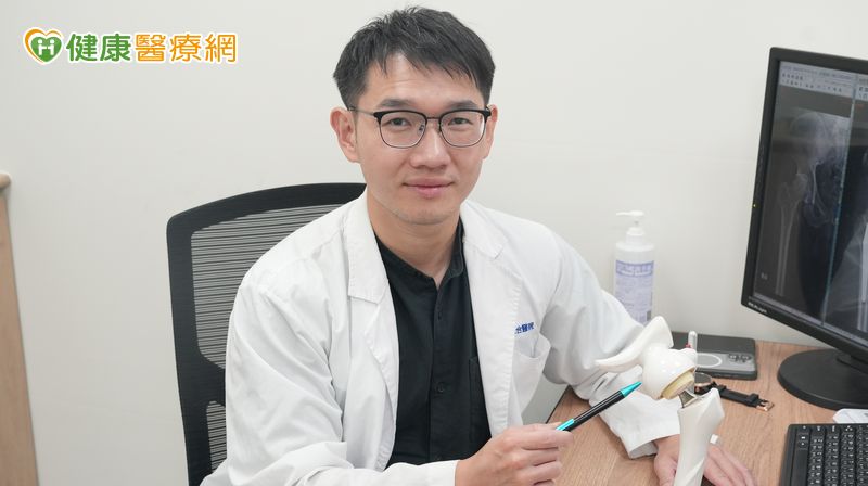 他髖部疼痛竟是「這裡」壞死 姊姊看病意外查出病因 他髖部疼痛竟是「這裡」壞死 姊姊看病意外查出病因