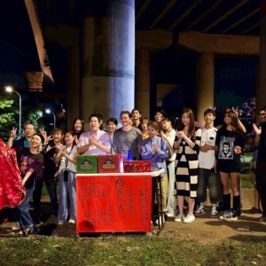 春節大片《影視圈風雲》卡司超狂　跨性別女神可芙首部大銀幕作品扛女主角，尬三金主持人Lulu和千萬網紅奇軒