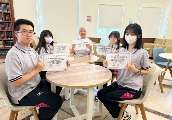 二信高中圖書館小太陽成長社114學年度幹部啟航