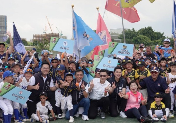 台中盃TCBA幼兒棒球全國大賽   中央球場歡樂登場