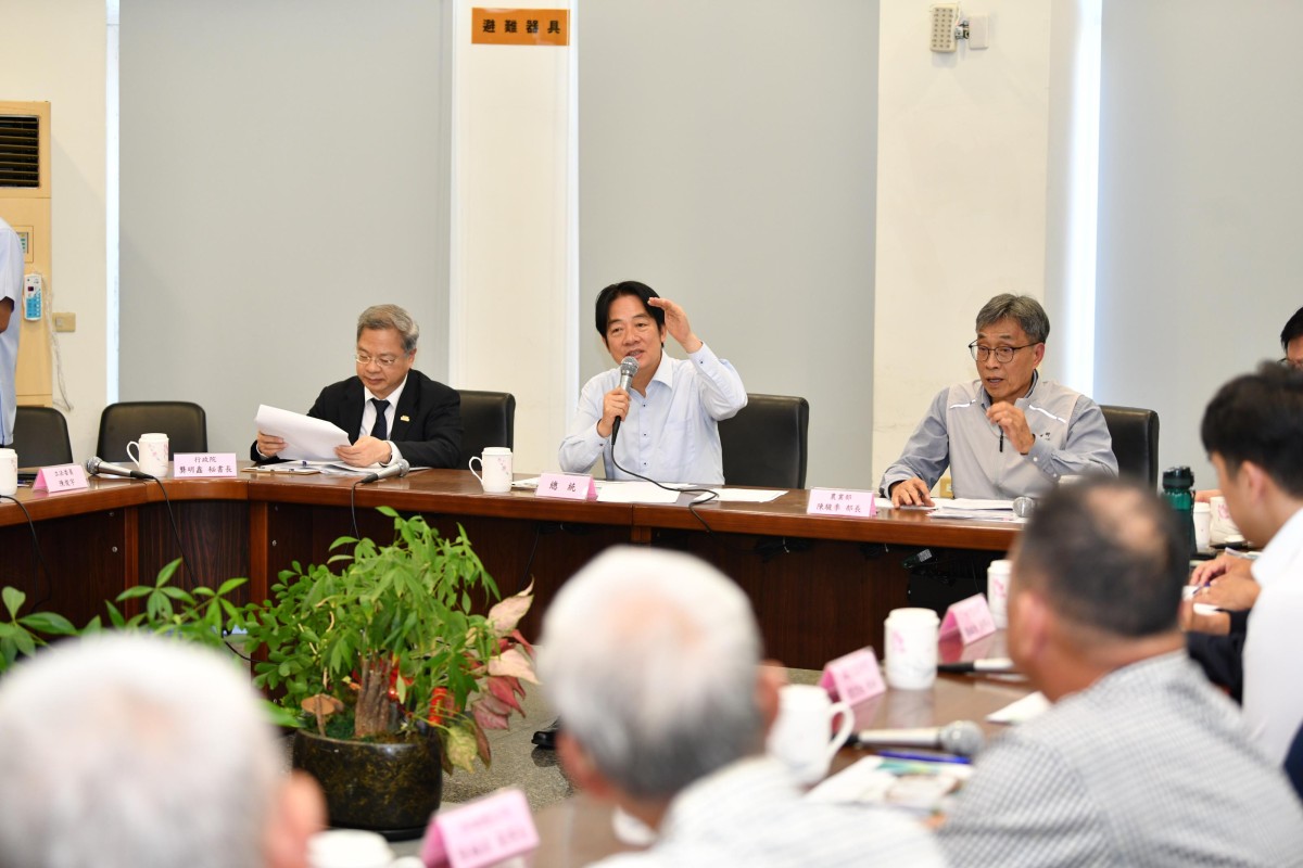 賴清德總統訪視鬼頭刀產業 全力協助應對美國關稅衝擊 賴清德總統訪視鬼頭刀產業 全力協助應對美國關稅衝擊