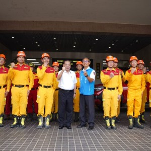 整備20輛機具器材、18名人力  竹縣第二梯次援花搜救隊出發！
