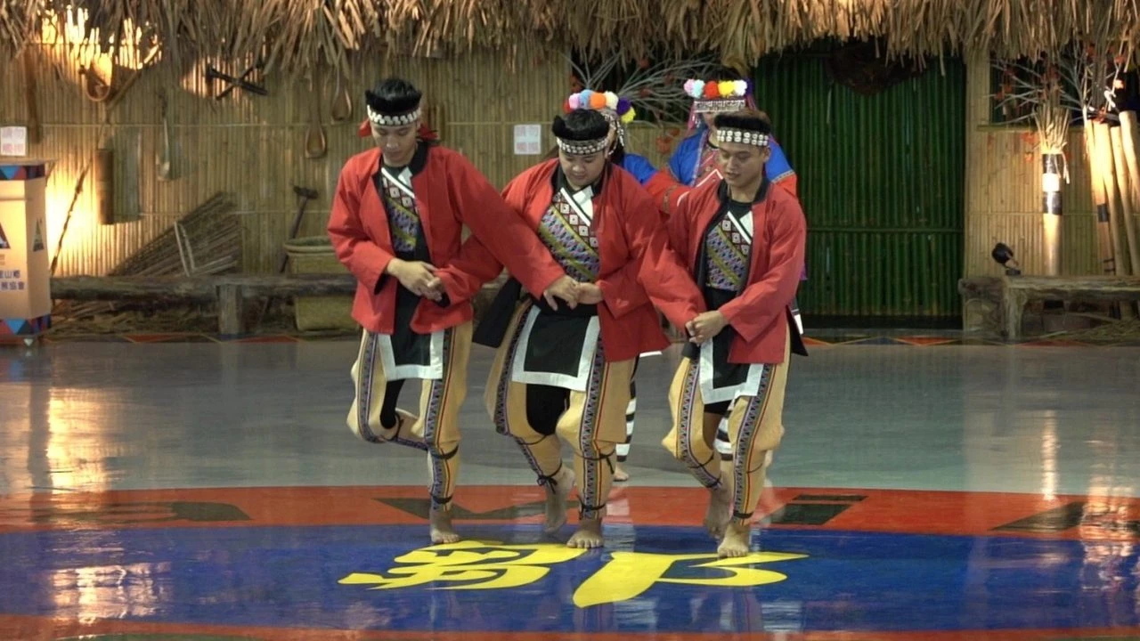 【山美部落X達娜伊谷X水上餐廳】一日遊景點介紹.門票.表演時間