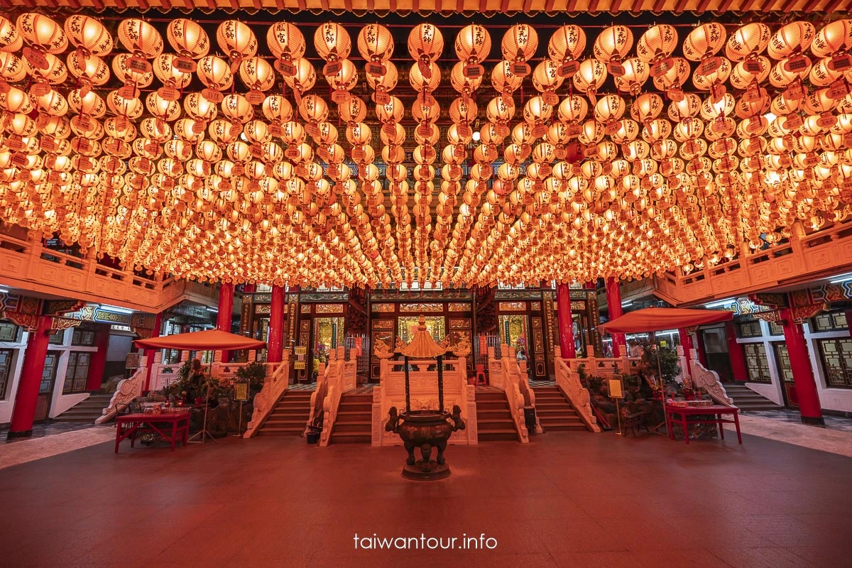 【高雄三鳳宮】高雄夜景網美景點推薦.香客大樓.交通 【高雄三鳳宮】高雄夜景網美景點推薦.香客大樓.交通
