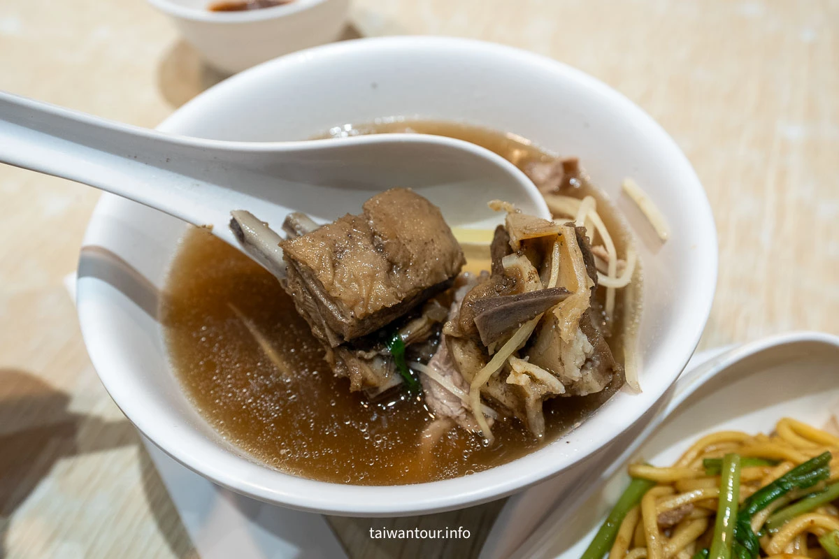 【吵三小羊肉專賣店】三重炒羊肉集美街推薦美食