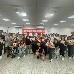 七堵國小師長赴明德國中寓教於樂體驗國防教育射擊活動
