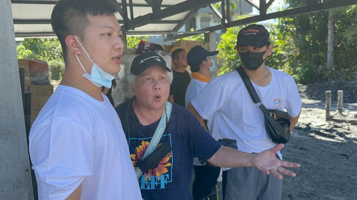 基隆青年志工有愛挺進花蓮協助救災