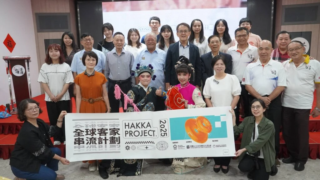 串流十年開新篇–臺北客家青年以創意連結新加坡