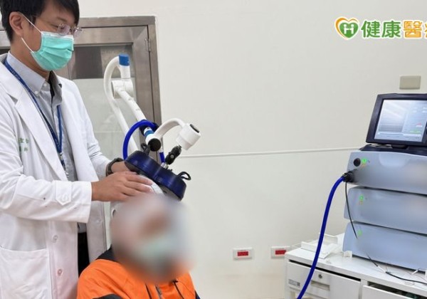 45歲男長期加班突中風　跨專業復健照顧助恢復
