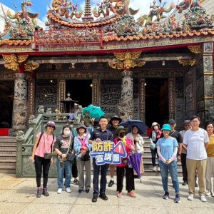 著名導遊帶領遊客參與警察犯罪預防宣導  強化旅遊治安安全