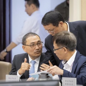 赴政院討論財劃法及地方補助  侯友宜：事權分配講清楚