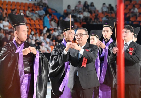 新北藝術祭孔十週年　侯友宜：以現代藝術感謝師恩