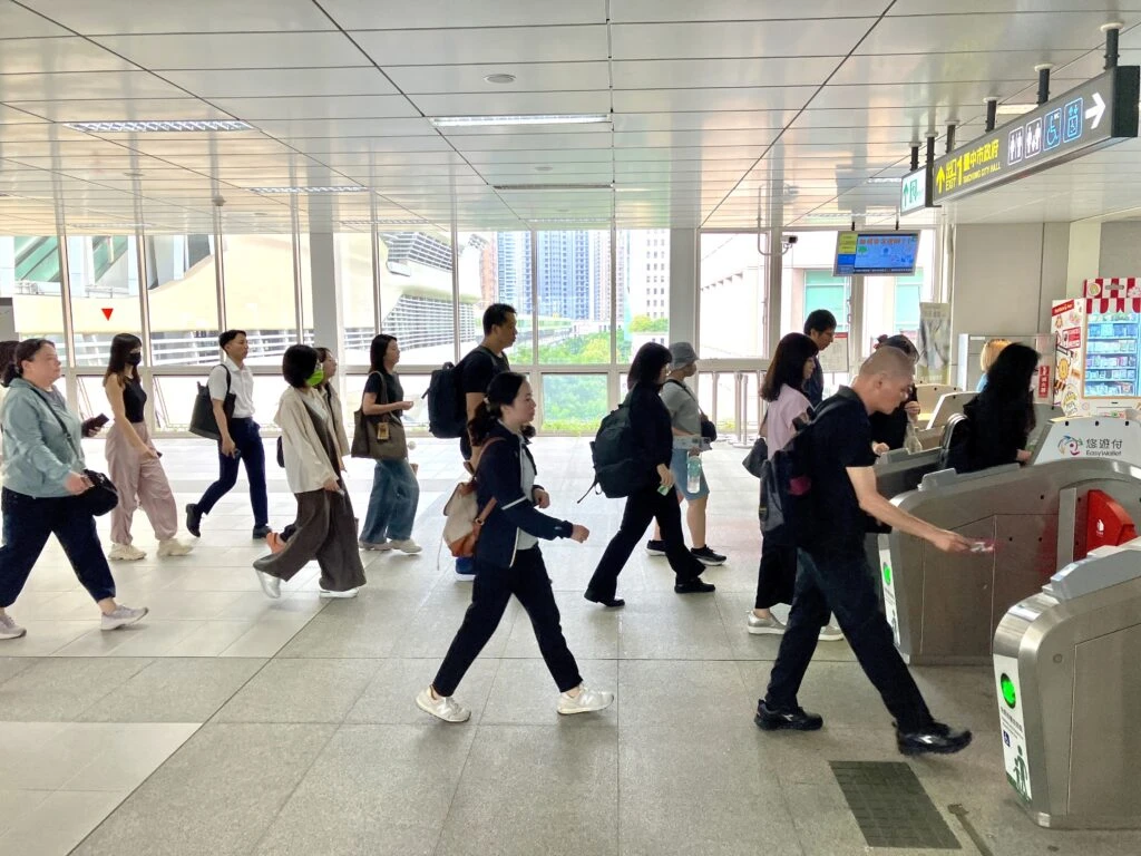亞洲不限航點商務艙機票急尋幸運兒  台中捷運第5,000萬名旅客迄今未現身