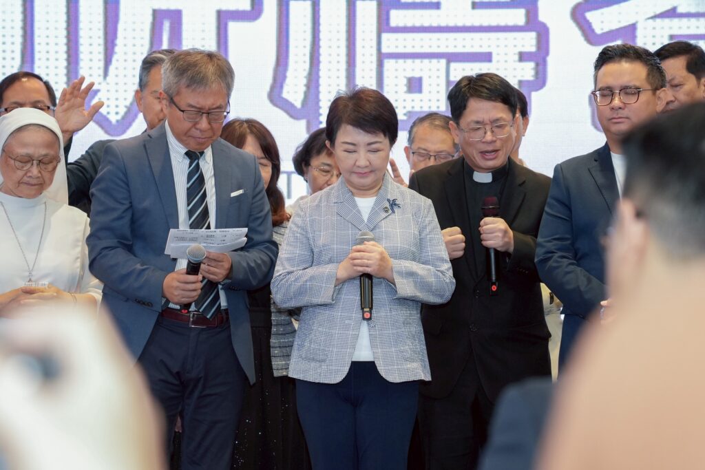 為台中獻上祝福   盧秀燕連六年參與城市祈禱餐會