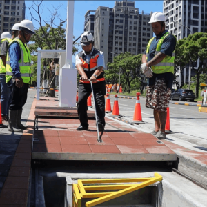 新北創新工法打造優質示範街廓 縮小淡海共管通風口 人行空間更順暢