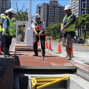 新北創新工法打造優質示範街廓 縮小淡海共管通風口 人行空間更順暢
