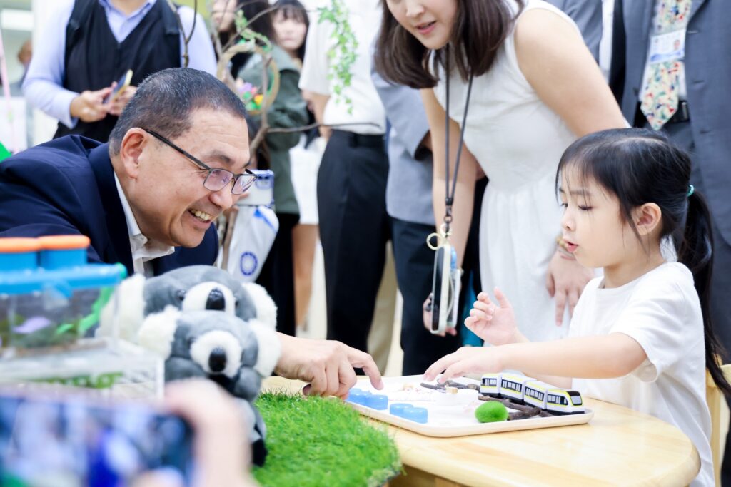 新北捷員工子女非營利幼兒園暨安環捷運分隊啟用 侯友宜:打造幸福安全的宜居城 新北捷員工子女非營利幼兒園暨安環捷運分隊啟用 侯友宜:打造幸福安全的宜居城