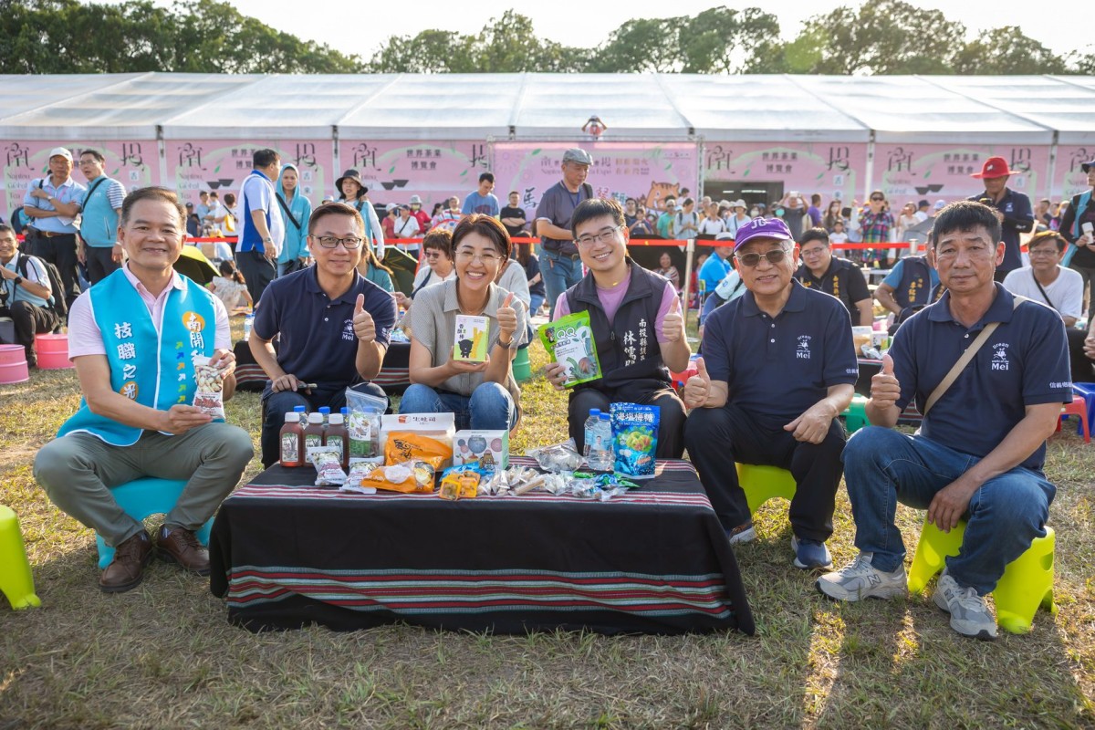 南投茶博馬拉桑野餐趣　許縣長與民眾同歡