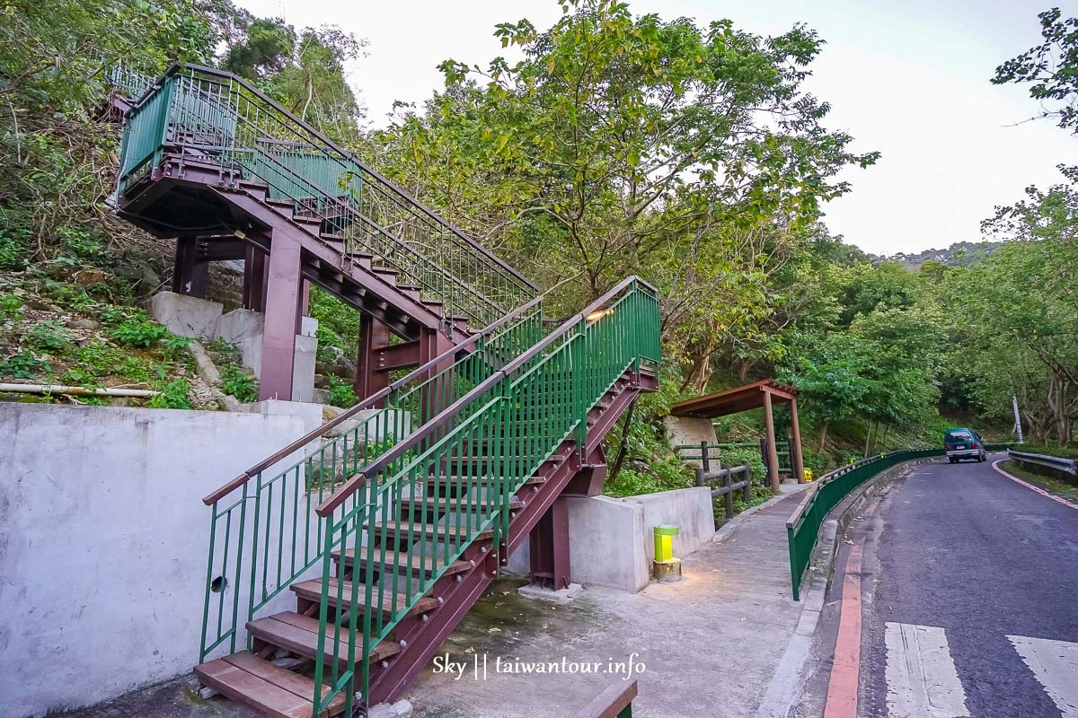 【水碓觀景公園】五股櫻花秘境百萬夜景觀景台.私房景點.公車