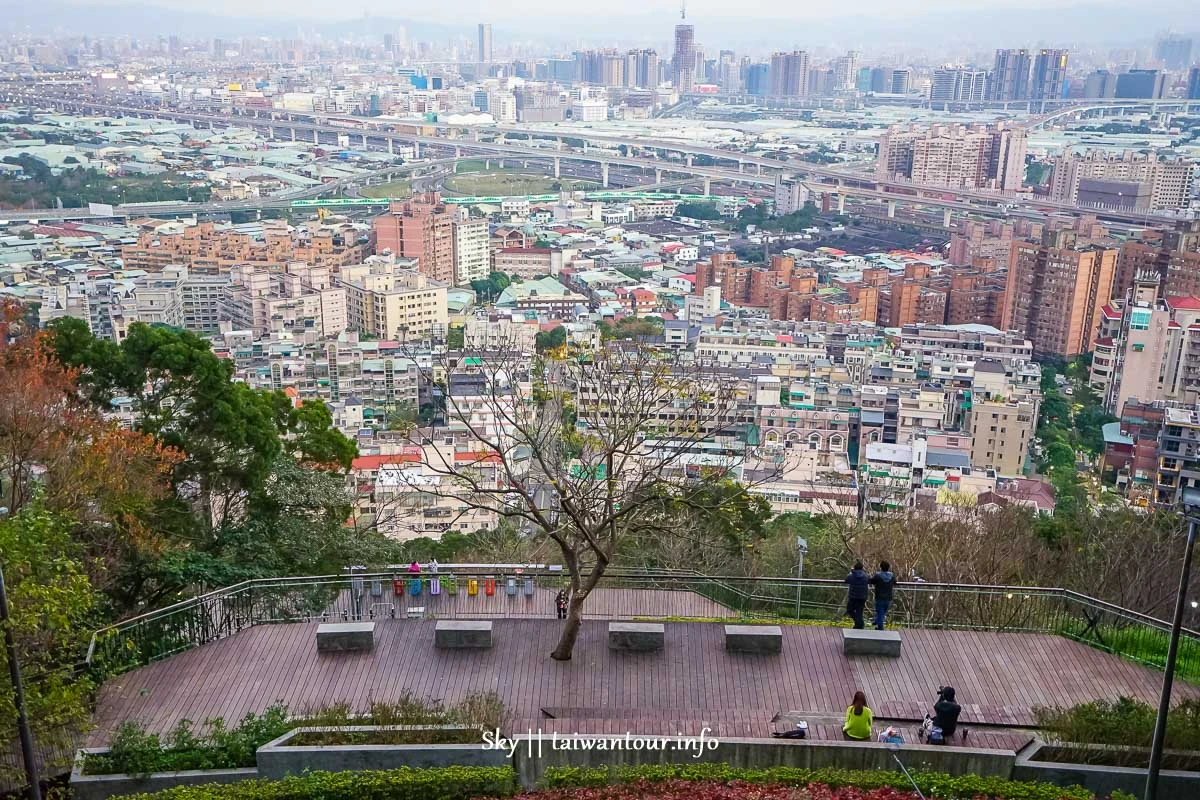 【水碓觀景公園】五股櫻花秘境百萬夜景觀景台.私房景點.公車