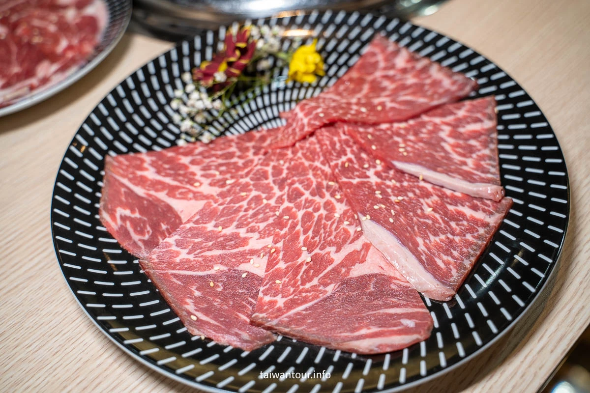 【燒肉道火鍋燒肉和牛吃到飽】桃園南崁美食推薦 【燒肉道火鍋燒肉和牛吃到飽】桃園南崁美食推薦