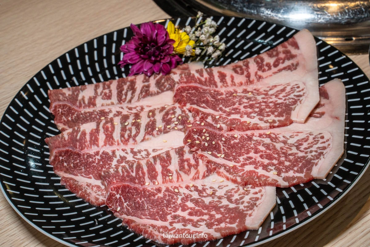 【燒肉道火鍋燒肉和牛吃到飽】桃園南崁美食推薦 【燒肉道火鍋燒肉和牛吃到飽】桃園南崁美食推薦