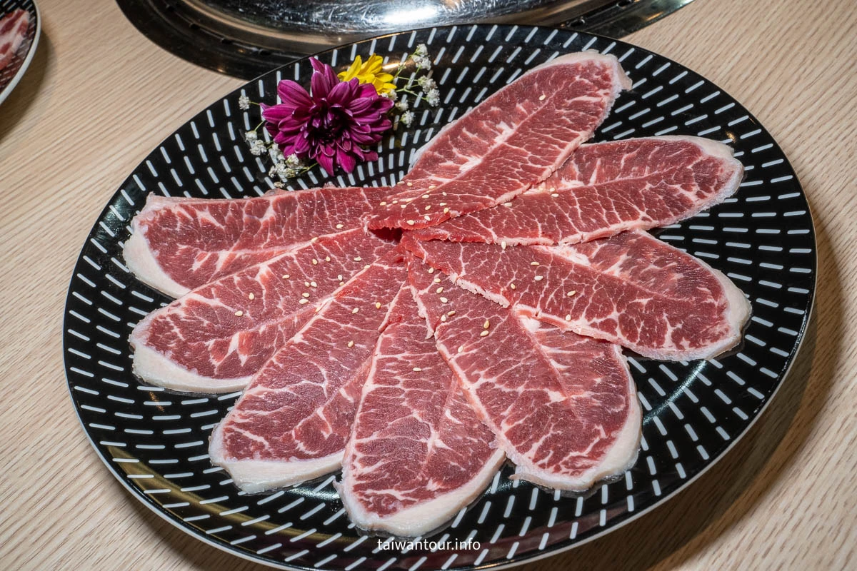 【燒肉道火鍋燒肉和牛吃到飽】桃園南崁美食推薦 【燒肉道火鍋燒肉和牛吃到飽】桃園南崁美食推薦
