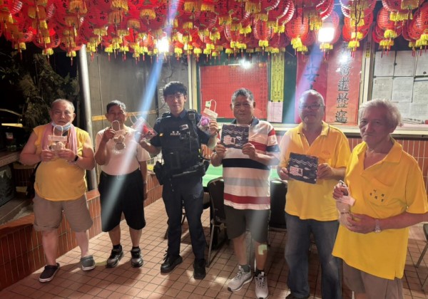 警察中秋前夕加強宣導  反詐  防貪雙管齊下