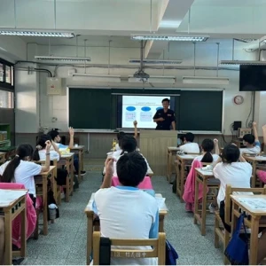 無照駕駛不可行  莫讓白髮送黑髮