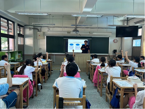 無照駕駛不可行  莫讓白髮送黑髮
