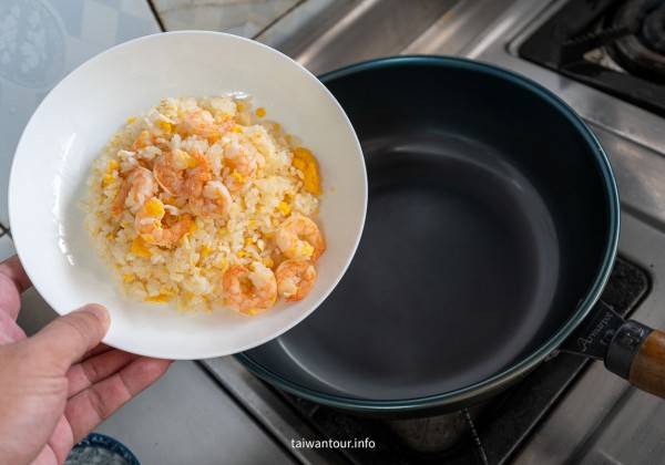 【阿媽牌生鐵鍋】黃金炒飯秘訣與不沾神話