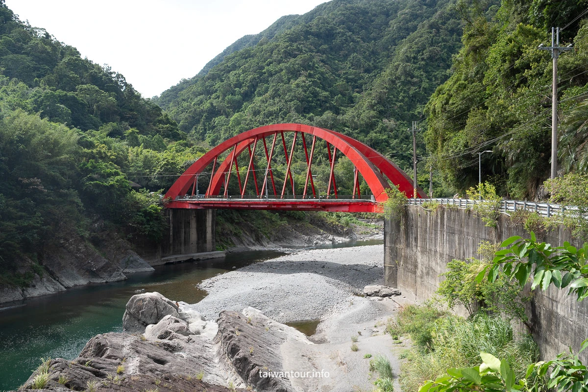 【紅河谷越嶺古道(烏來段)】新北親子步道.玩水景點 【紅河谷越嶺古道(烏來段)】新北親子步道.玩水景點