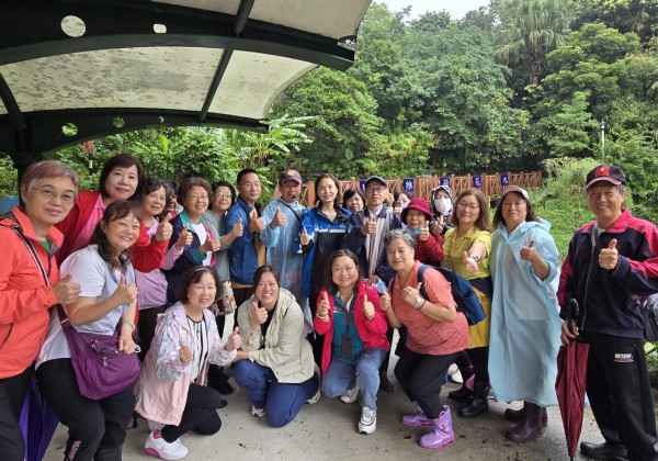 實現永續環境理念四維里舉辦走讀荷花池生態教育課程 實現永續環境理念四維里舉辦走讀荷花池生態教育課程