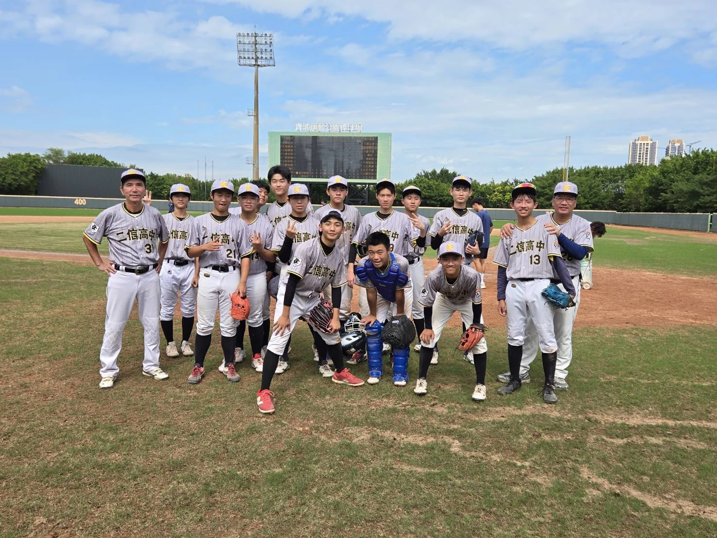 第十三屆黑豹旗開戰 二信高中7:1首勝新民高中取得晉級