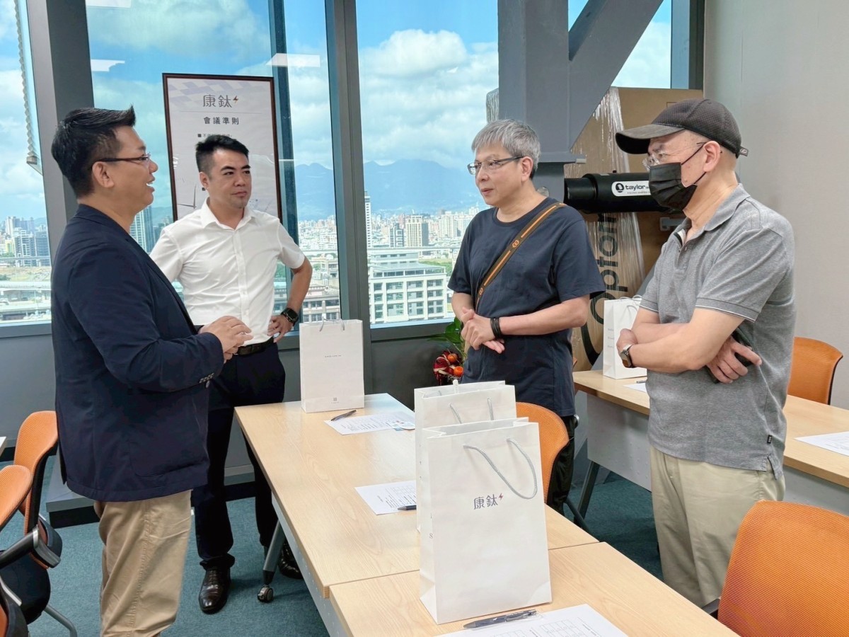 從印刷電商到智慧製造　印事攜手康鈦科技推動AI數位升級