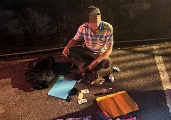 面交得手行跡可疑     中和警機警查獲通緝車手