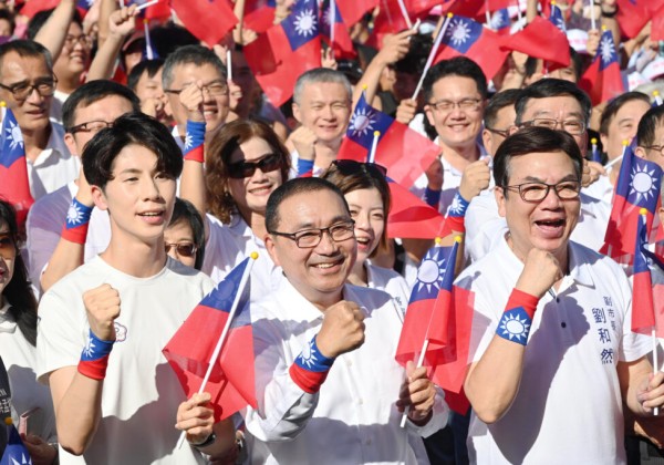 新北國慶升旗首度移師美術館　侯友宜：家庭幸福讓國家更有力量