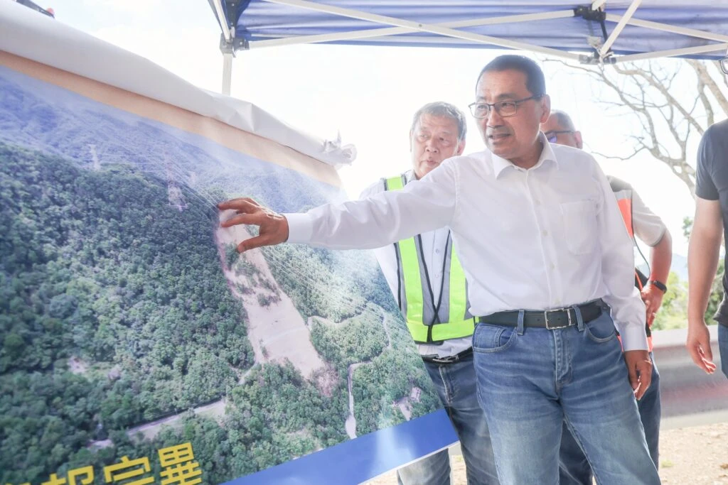 雙溪北38線百米邊坡復建完工 侯友宜：落實監測與預警機制